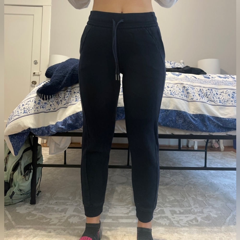 Lululemon joggers navy blue